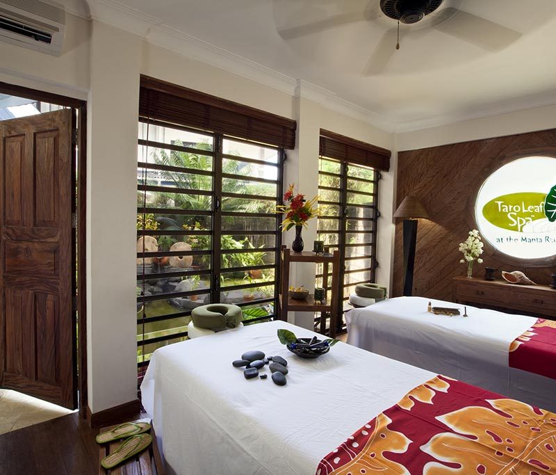 Manta Ray Bay Resort