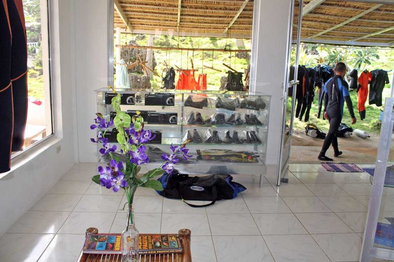 Blue Star Dive Center