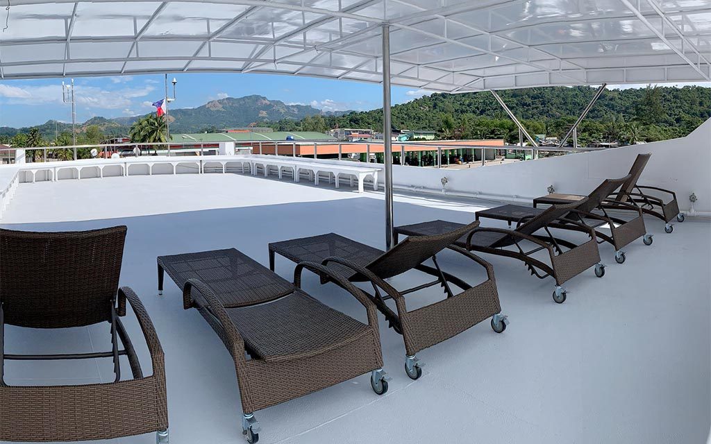 Infiniti Live-Aboard